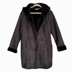 D&Co Coat Faux Suede and Fur with Whipstitched edging. Dark Brown.Women’s SZ L